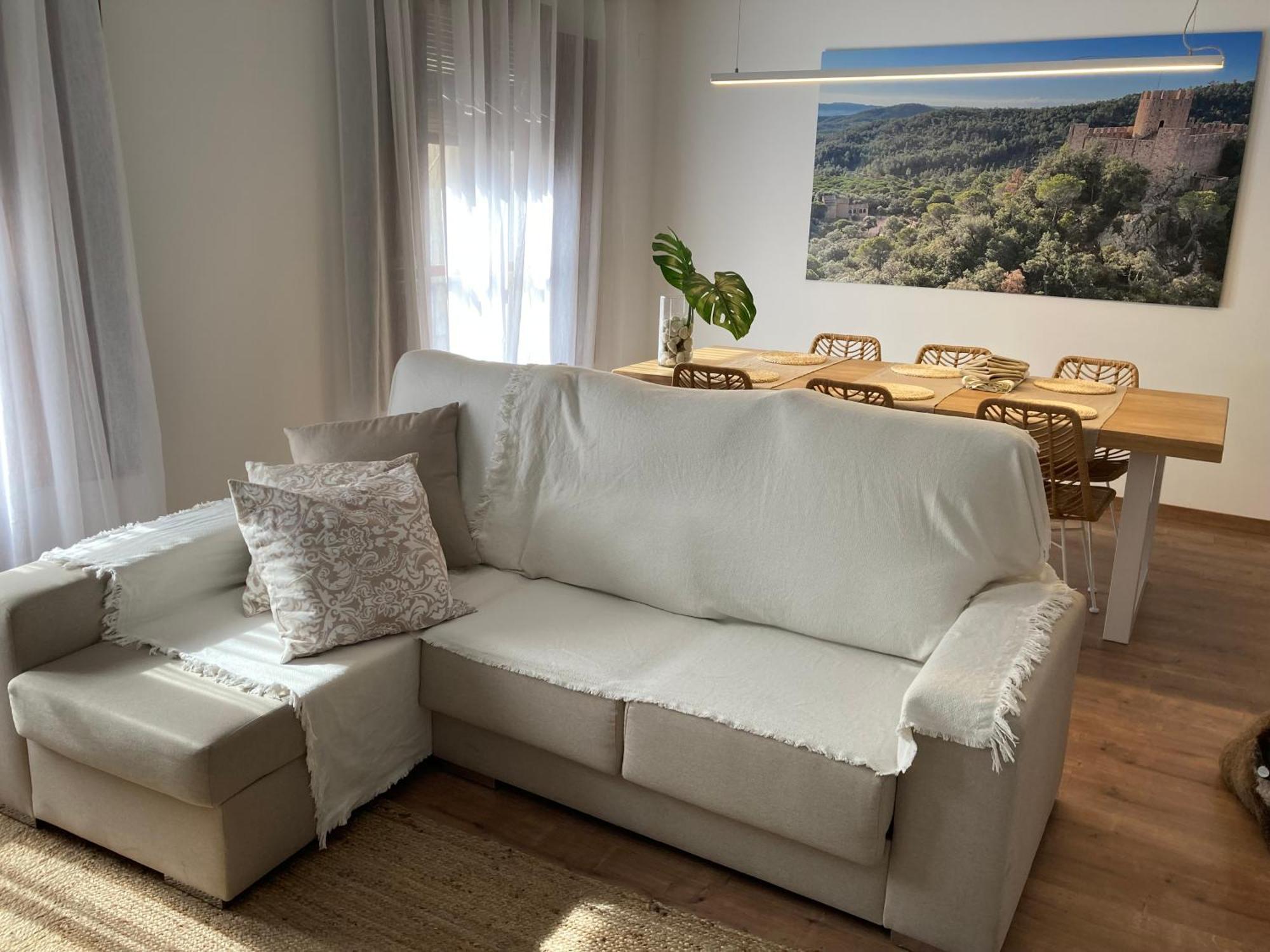 Apartamento Centrico, Climatizado Y Totalmente Equipado De 3 Habitaciones Para 6-7 Personas Santa Coloma De Farners Luaran gambar