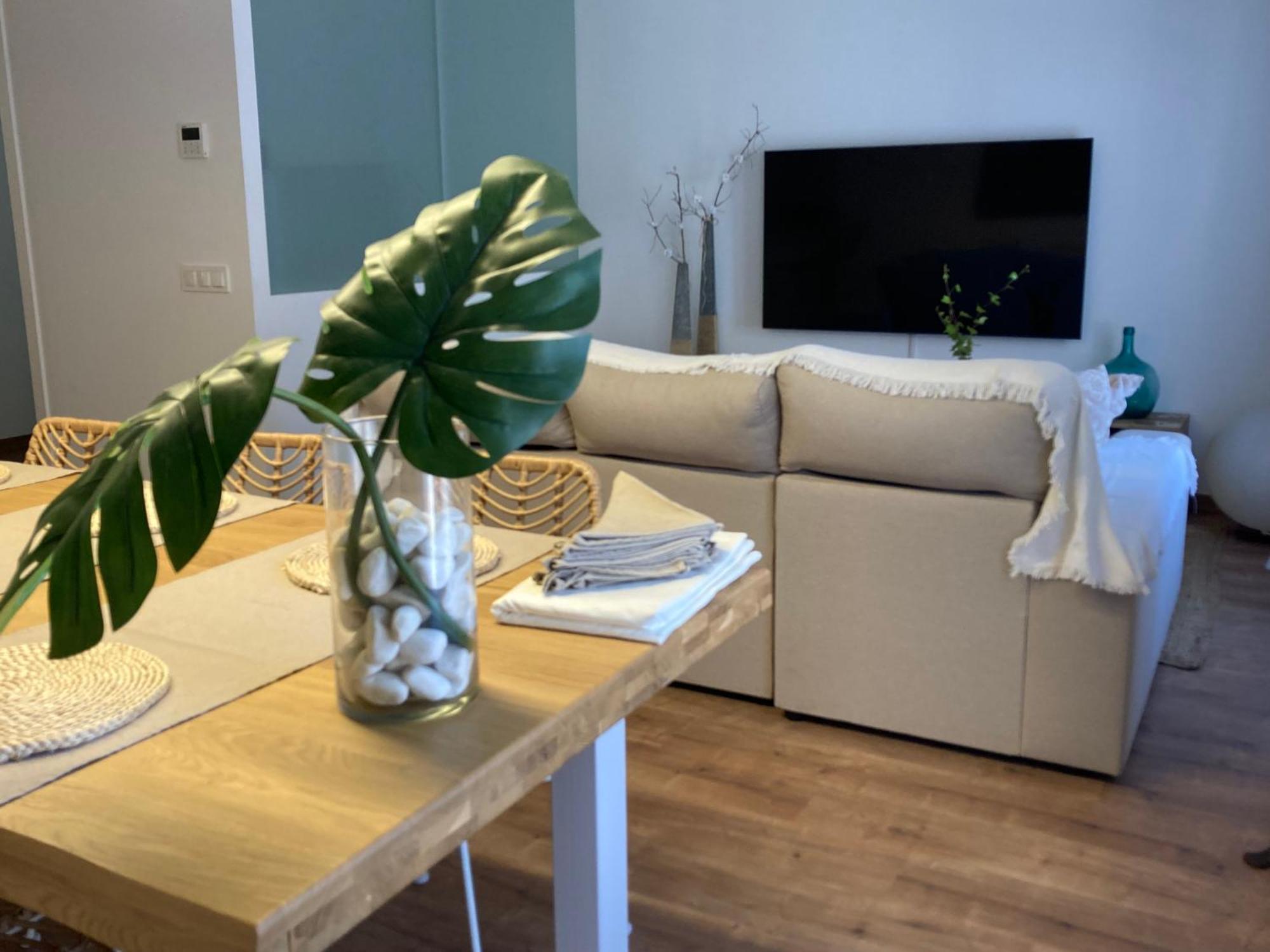 Apartamento Centrico, Climatizado Y Totalmente Equipado De 3 Habitaciones Para 6-7 Personas Santa Coloma De Farners Luaran gambar